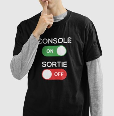 T-shirt Homme noir peronnalisé "console on sortie off".Monalgeria
